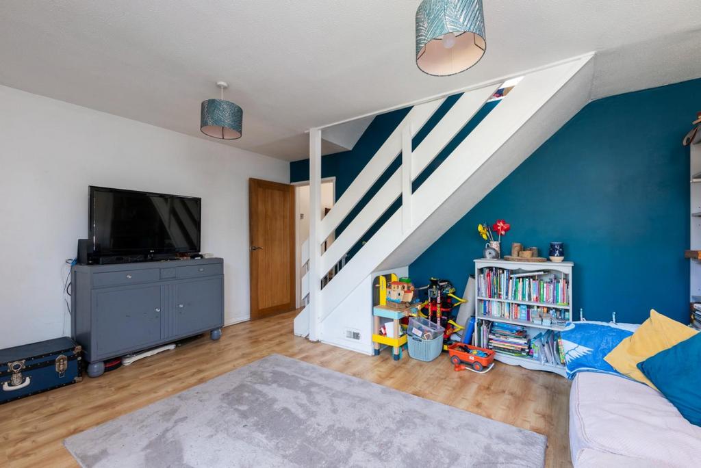 96 Chandler Close, Bath BA1 4 EQ-4.jpg
