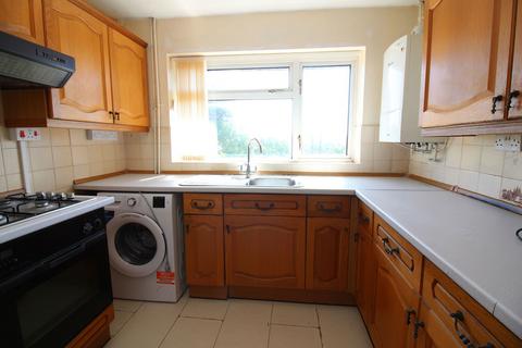17 Edinburgh Crescent, Stourbridge, DY8 5HB