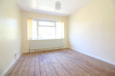 17 Edinburgh Crescent, Stourbridge, DY8 5HB