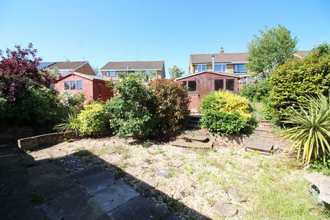 17 Edinburgh Crescent, Stourbridge, DY8 5HB