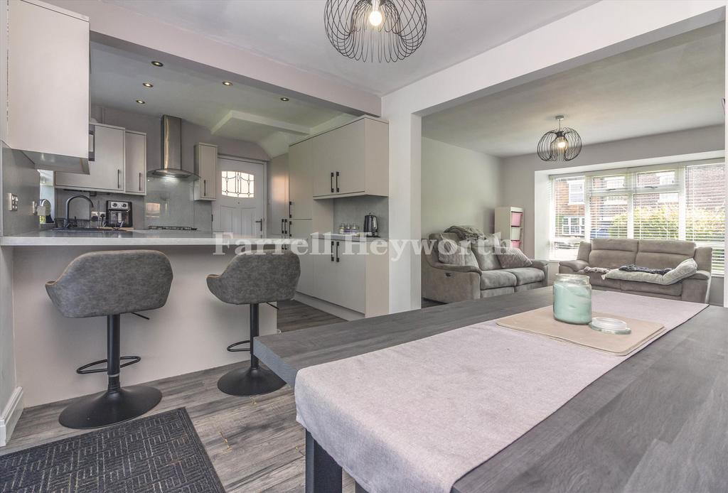 Kitchen e