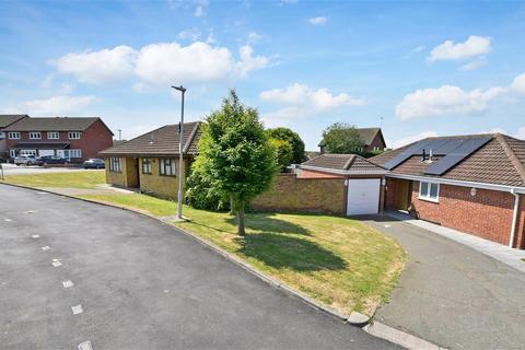 2 bedroom detached bungalow for sale, Bannister Green, Wickford, Essex