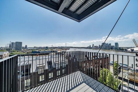 Studio for sale, 79 Orchard Place London E14