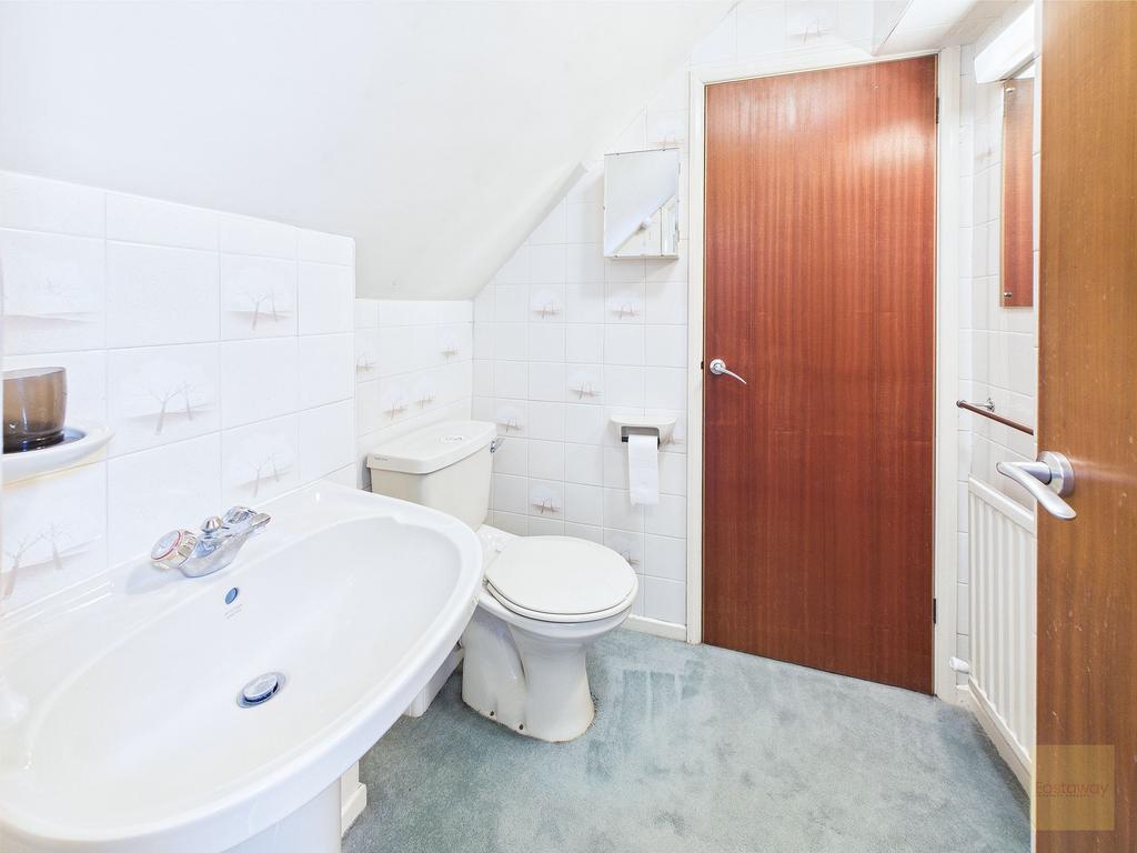 Bathroom 2nd Floor - Currently