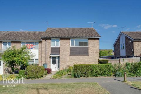 18 Blott Rise, Witham, CM8 1DG