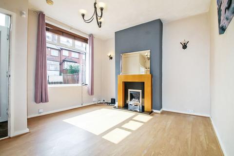 4 bedroom terraced house to rent, Aston Street, Bramley, Leeds, LS13