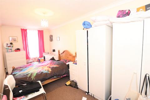 1 bedroom flat to rent, Waterloo Road, Pudsey, LS28
