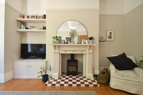 5 bedroom terraced house for sale, Lower Park Road, Hastings
