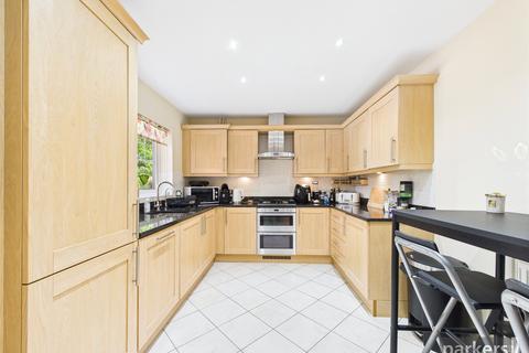 4 bedroom detached house for sale, The Laurels, Reading RG5