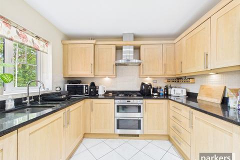 4 bedroom detached house for sale, The Laurels, Reading RG5
