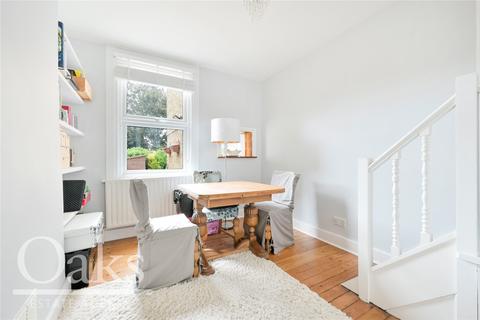 8 Bruce Road, London, SE25 6QJ