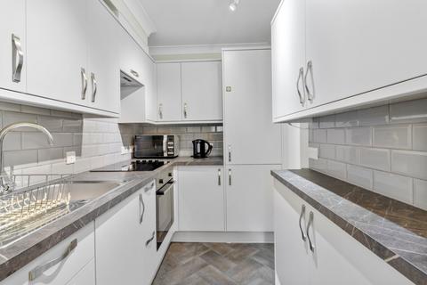 1 bedroom apartment for sale, London Road, Uckfield, East Sussex, TN22