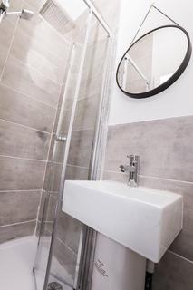 4 bedroom terraced house to rent, Athol Street, Middlesbrough