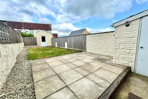 51 Station Road, Purton, Swindon, SN5 4EL