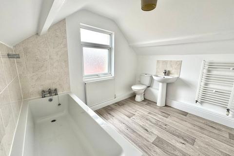 51 Station Road, Purton, Swindon, SN5 4EL