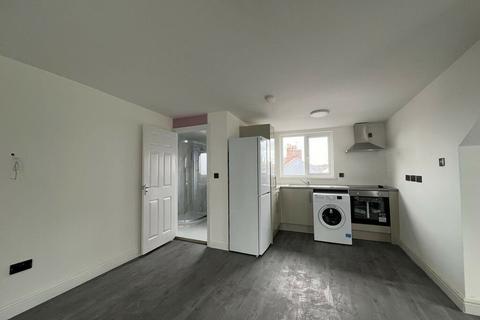 1 bedroom flat to rent, High Street, Newcastle upon Tyne NE28