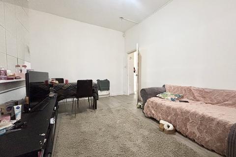 2 bedroom flat for sale, Ada Street, Walker, Newcastle upon Tyne, NE6