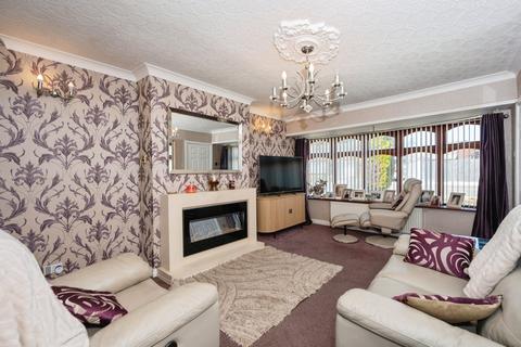 4 bedroom semi-detached house for sale, Thornton Close, Wigan WN4