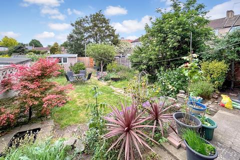 9 Glendown Road, London, SE2 0RJ