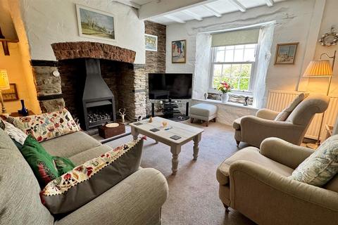 3 bedroom cottage for sale, East Street, Braunton EX33