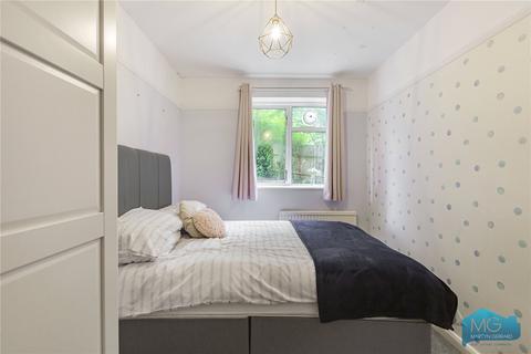 11 Abercorn Road, London, NW7 1JD