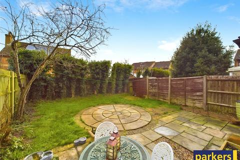 undefined, Bolwell Close, Reading RG10
