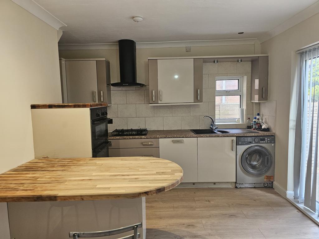 House in Birmingham, Kingstanding - View 3