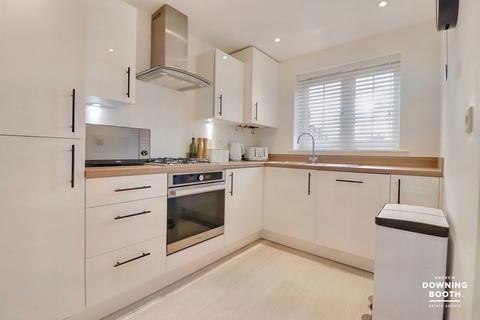 3 bedroom semi-detached house to rent, Redwing Close, Lichfield WS13
