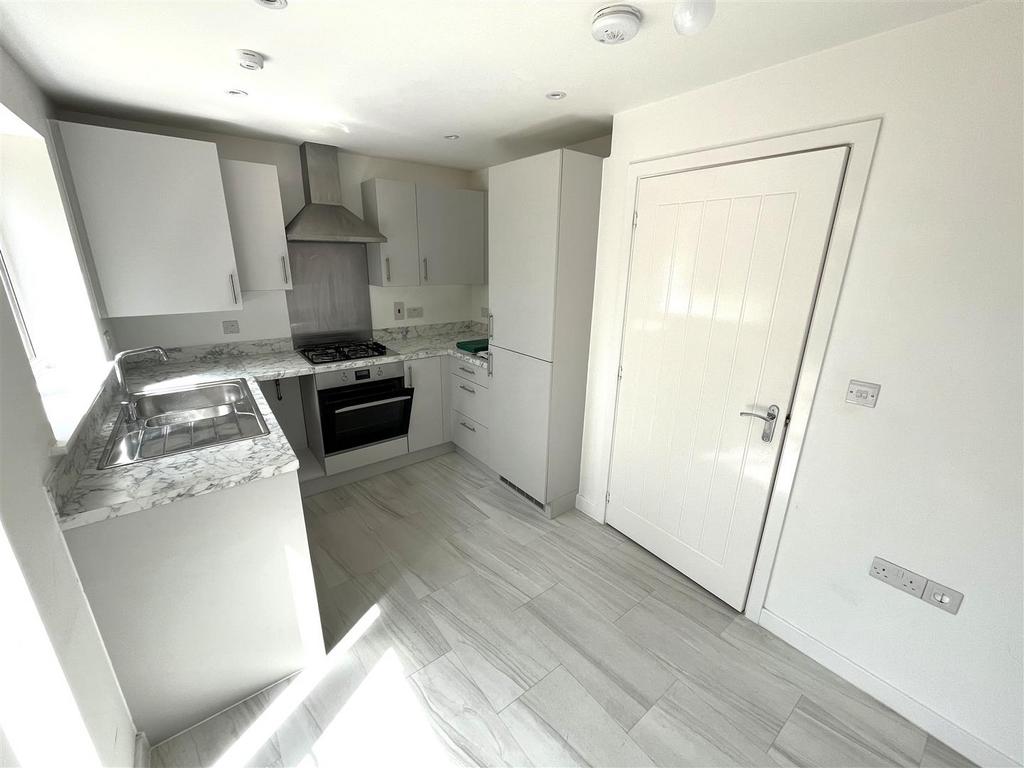 Kitchen / Breakfast Room
