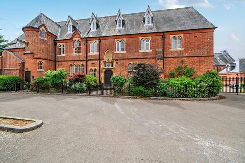 2 bedroom apartment for sale, Hatch Lane, Convent Court Hatch Lane, SL4