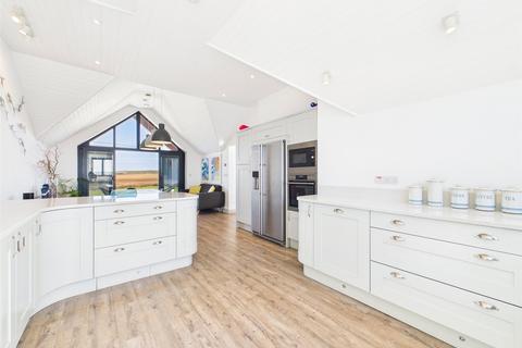 3 bedroom detached house for sale, Hilton Road, Bude EX23