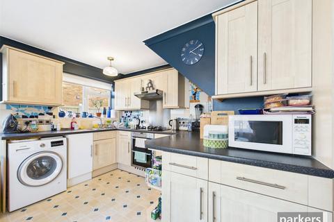 undefined, Silverdale Road, Reading RG6
