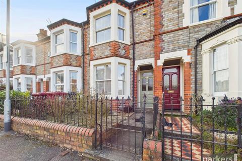 4 bedroom terraced house for sale, Talfourd Avenue, Reading RG6