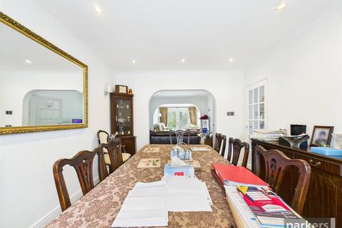 4 bedroom semi-detached house for sale, Wokingham Road, Reading RG6