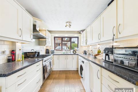4 bedroom detached house for sale, Goldthorpe Gardens, Reading RG6
