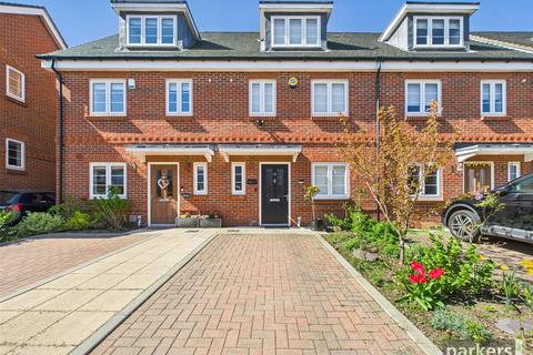 undefined, Louden Square, Reading RG6