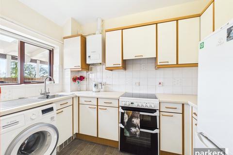 2 bedroom apartment for sale, Emmbrook Court, Berkshire RG6