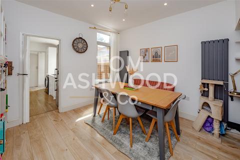 2 bedroom terraced house for sale, Gordon Road, Barking, IG11
