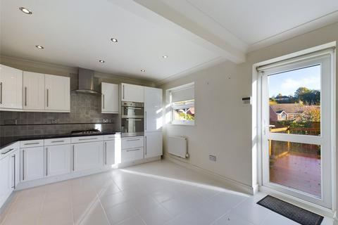 19 Aberaman, Emmer Green, Reading, RG4 8LD