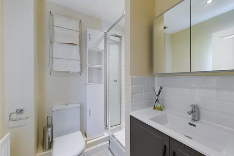 19 Aberaman, Emmer Green, Reading, RG4 8LD