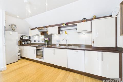 Flat 4, Sheldon House Sheldon Rise, Caversham, Reading, RG4 7AU