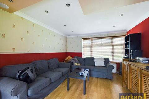 4 bedroom semi-detached house for sale, Barn Close, Berkshire RG30