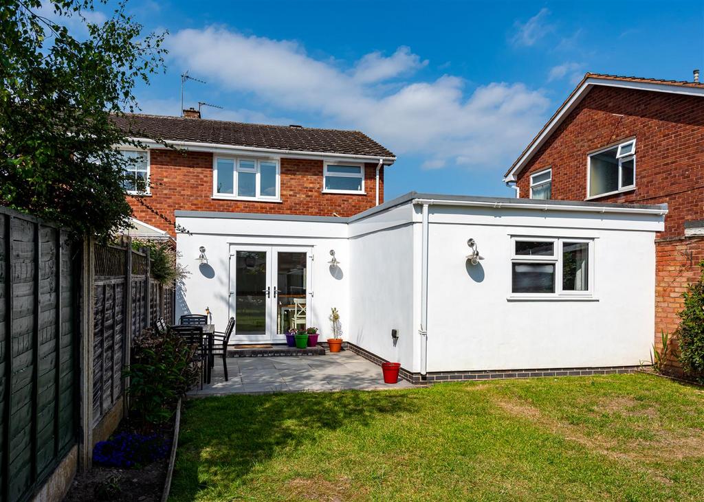 72 Chillington Drive-garden3.jpg