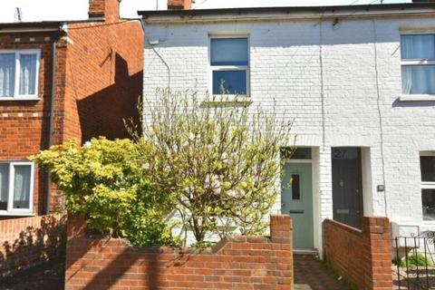 3 bedroom semi-detached house to rent, Elm Park Road,  Reading,  RG30