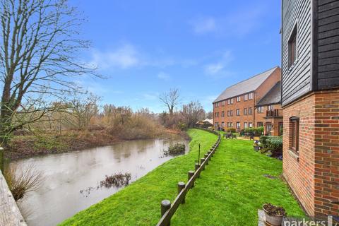 undefined, Silk Lane, Reading RG10