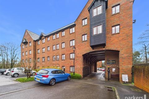 undefined, Silk Lane, Reading RG10