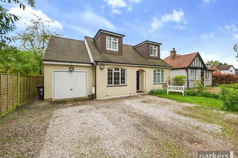 Edward Road, Reading RG10