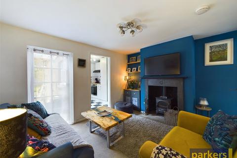 2 bedroom terraced house for sale, The Street, Reading RG10