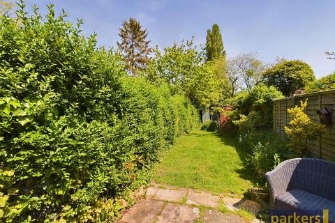 2 bedroom terraced house for sale, The Street, Reading RG10