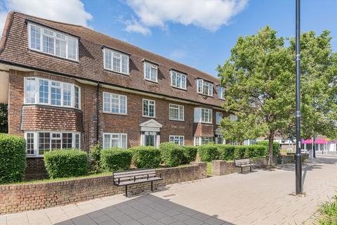 3 bedroom flat for sale, Kingston Road, Surbiton KT5